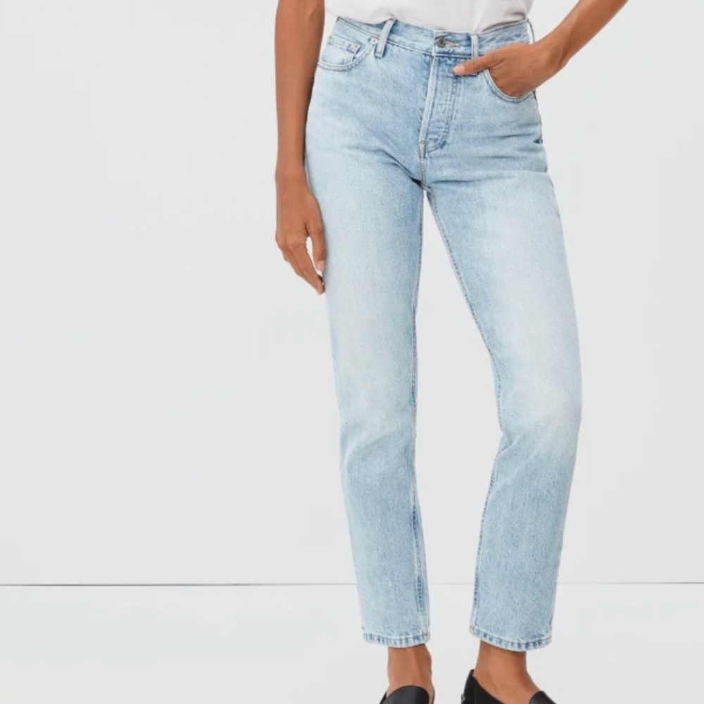The ’90s Cheeky Jean - Vintage Sunbleached Blue Size 27